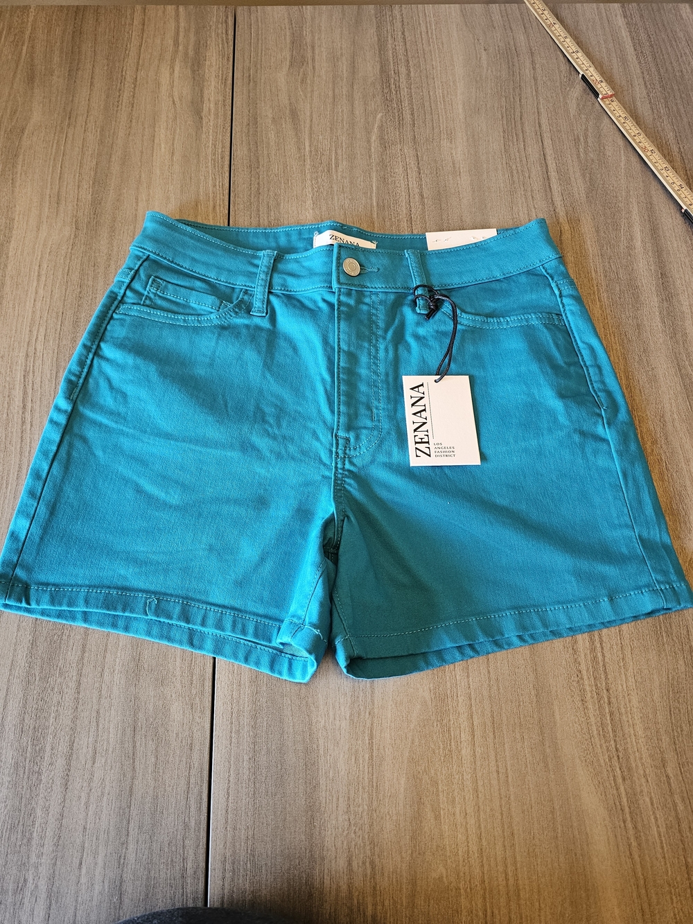 ZENANA Women's High-Waisted Teal Blue Denim Shorts Large